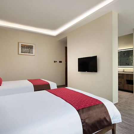 Ramada Encore By Wyndham Shanghai Pudong Airport Extérieur photo