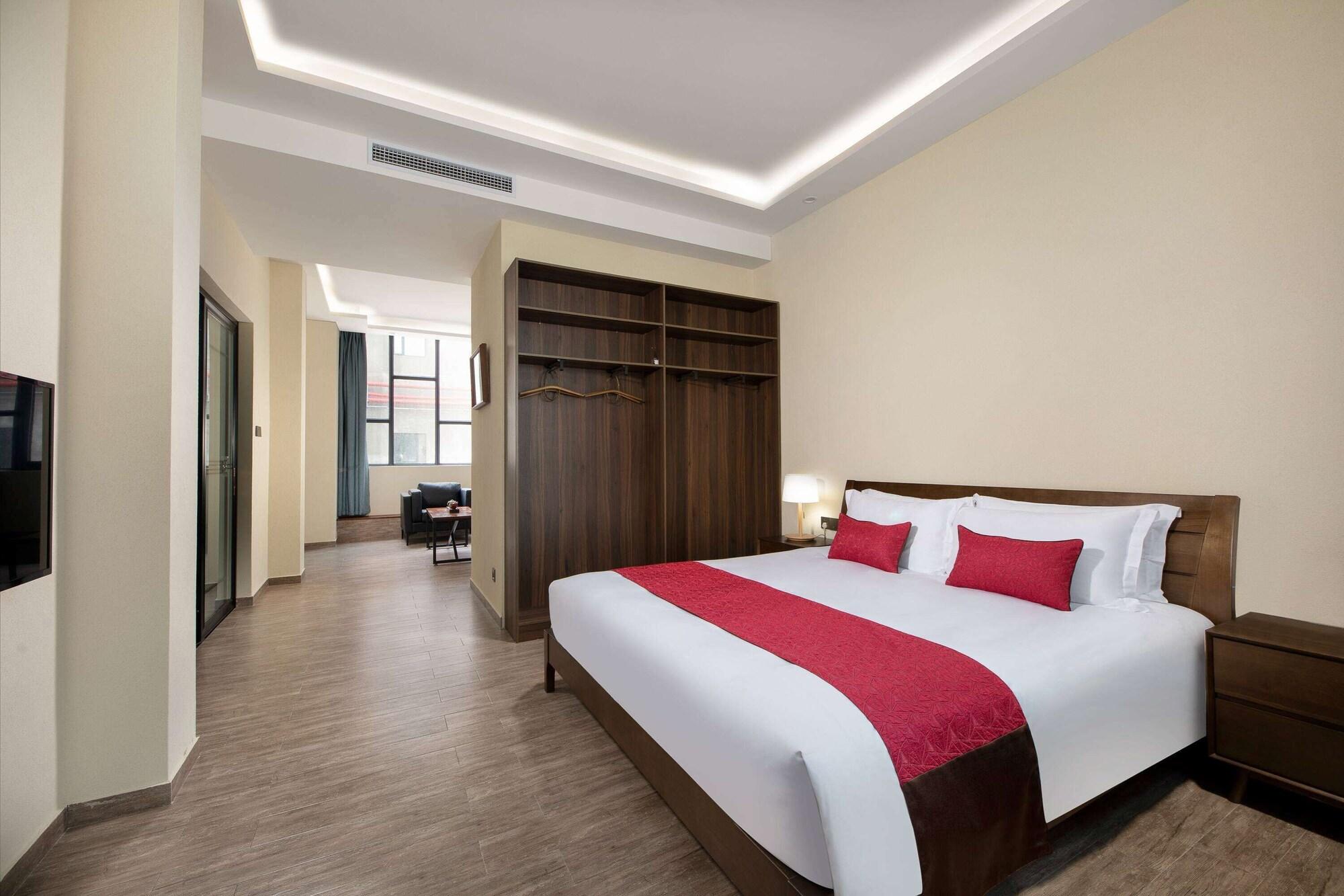 Ramada Encore By Wyndham Shanghai Pudong Airport Extérieur photo