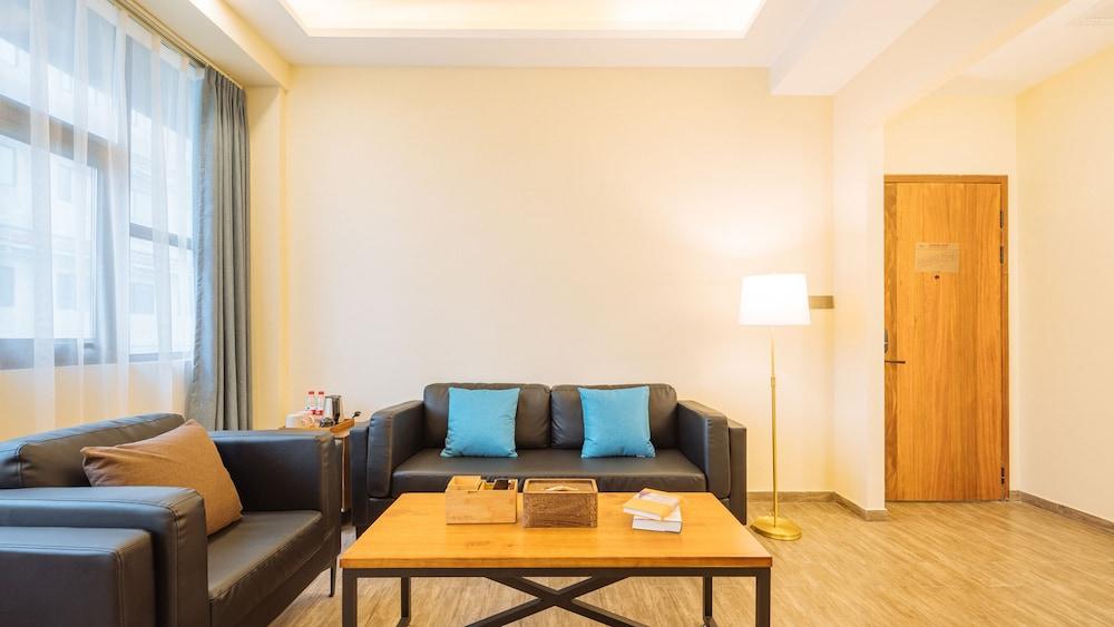 Ramada Encore By Wyndham Shanghai Pudong Airport Extérieur photo