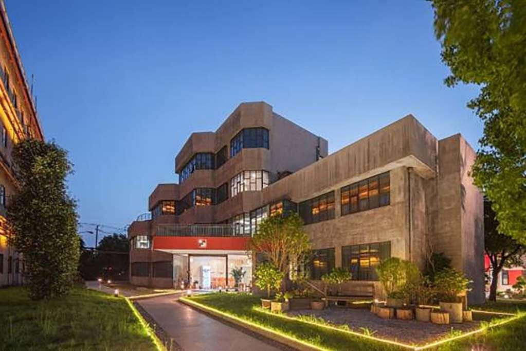Ramada Encore By Wyndham Shanghai Pudong Airport Extérieur photo